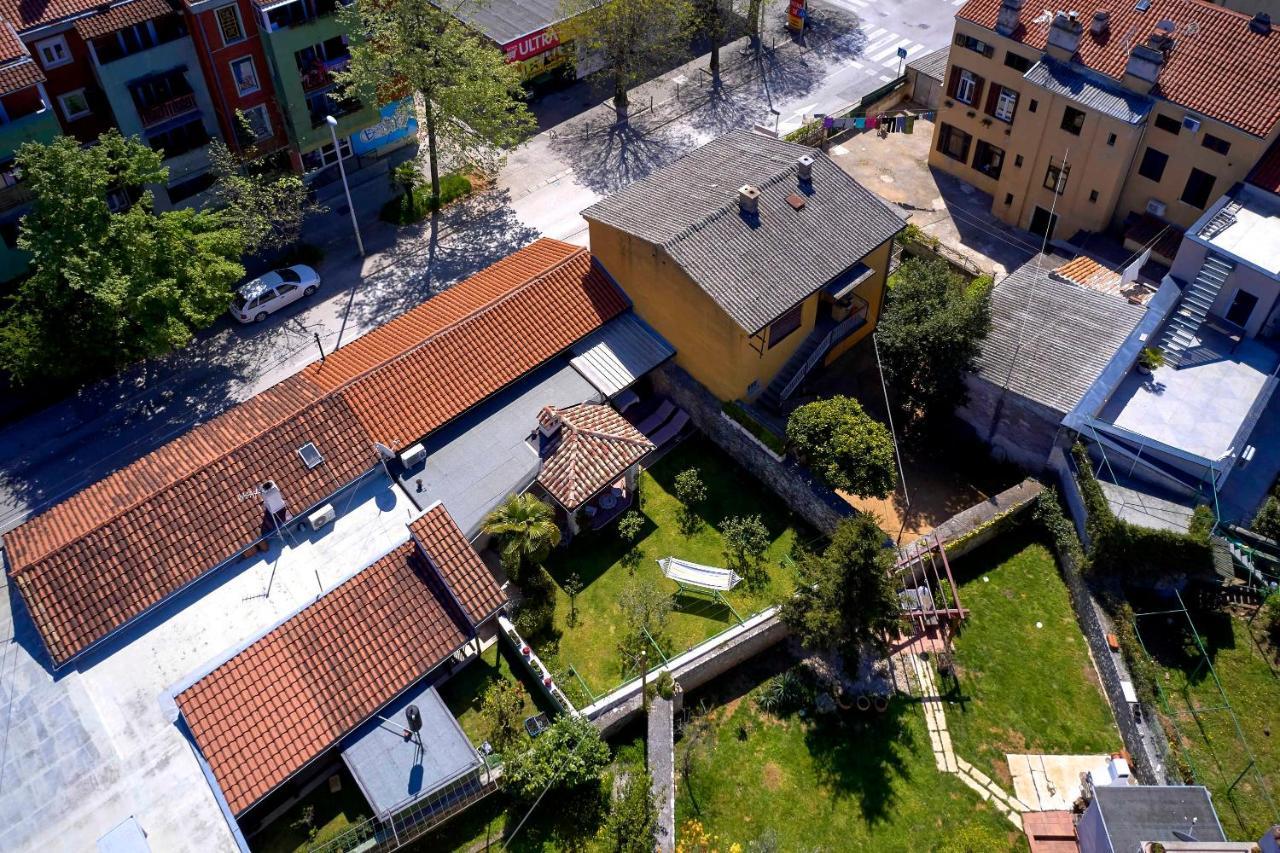 Holiday House Arena Πούλα Εξωτερικό φωτογραφία