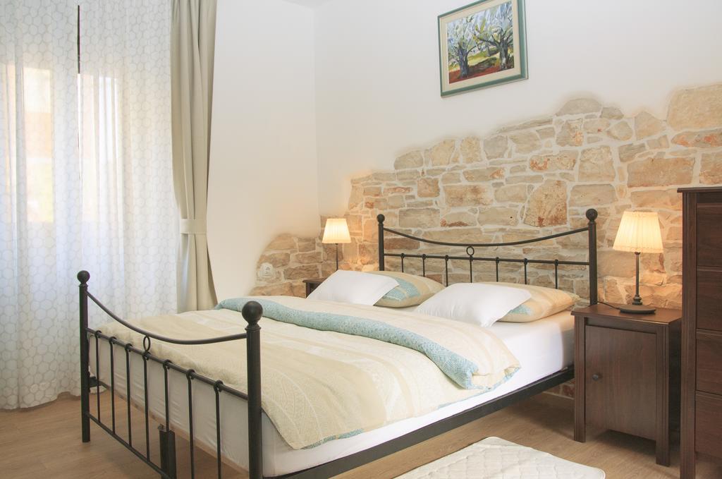 Holiday House Arena Πούλα Εξωτερικό φωτογραφία