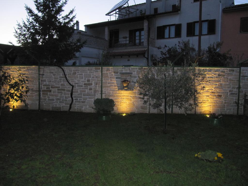 Holiday House Arena Πούλα Εξωτερικό φωτογραφία