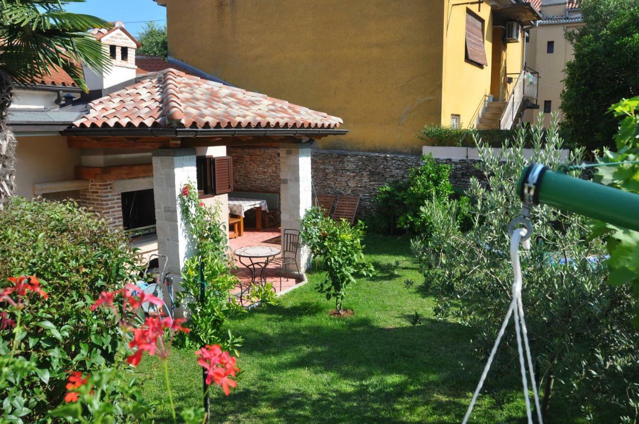 Holiday House Arena Πούλα Εξωτερικό φωτογραφία